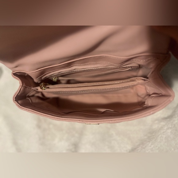 NWT BADGLEY MISCHKA Quilted Vegan Leather Blush pink  purse💗 - Picture 8 of 8